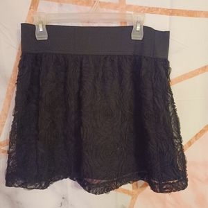 Black Rose Stretchy Skirt Size Large